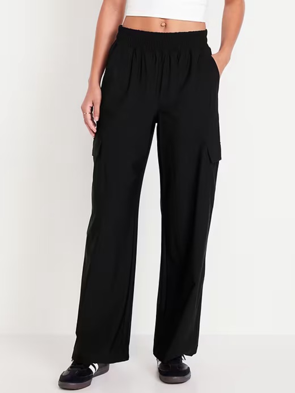 Old Navy High-Waisted SleekTech Wide-Leg Cargo Pants Black Size M